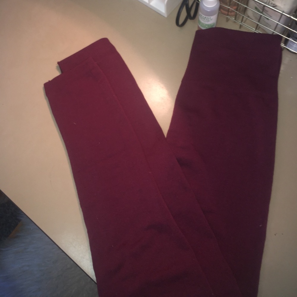 High Rise Maroon Leggings